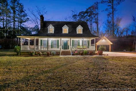 laurinburg real estate listings.